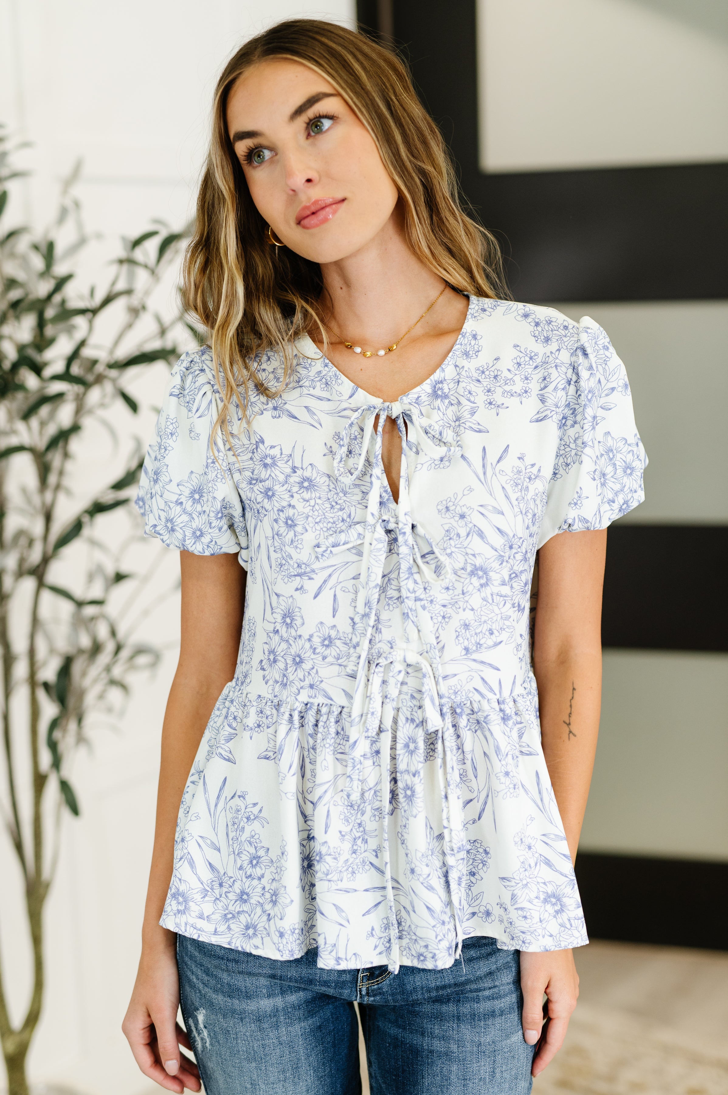 Haptics Dainty Lil' Thing Balloon Sleeve Blouse in Ivory/Blue Womens