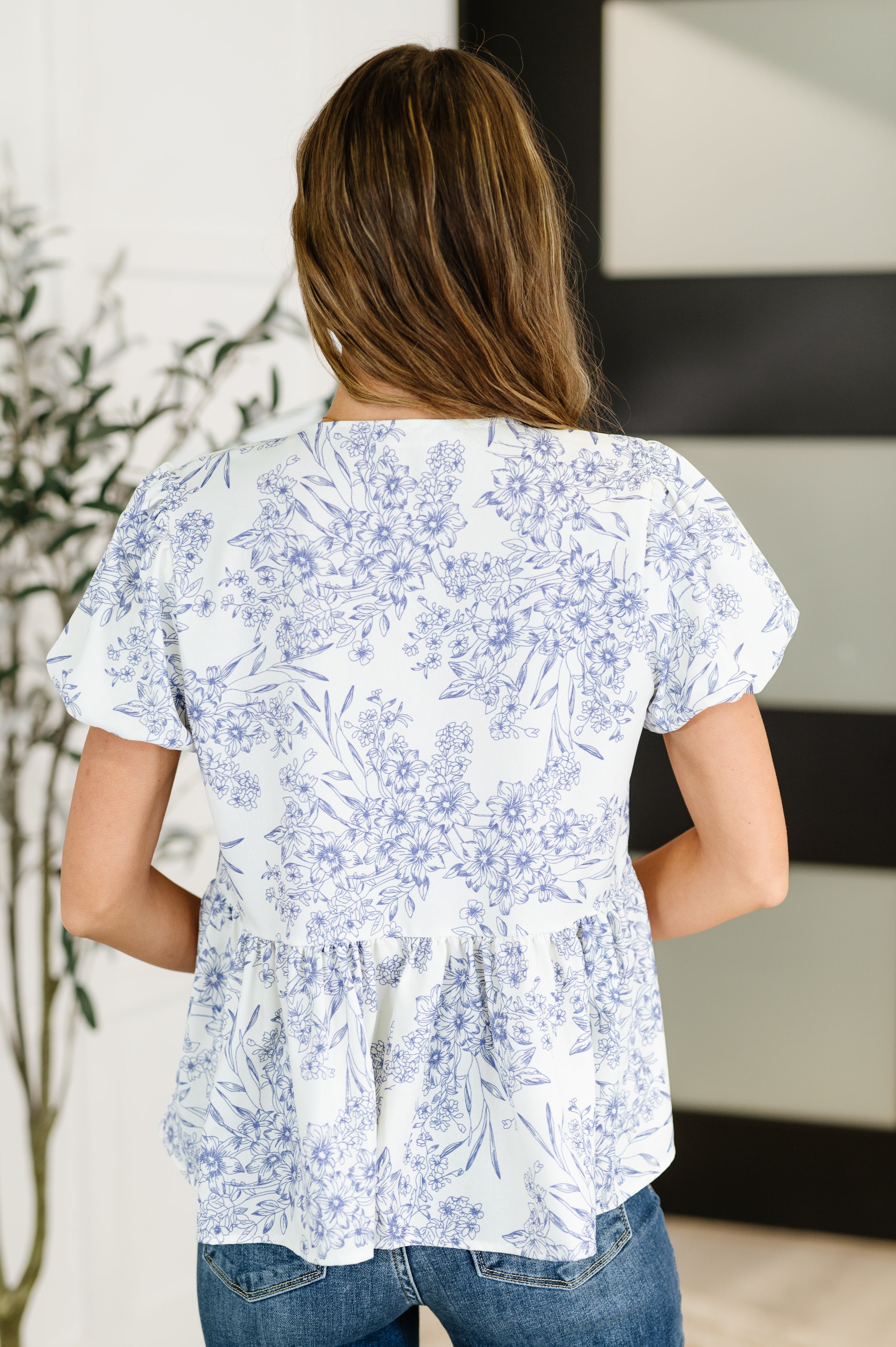Haptics Dainty Lil' Thing Balloon Sleeve Blouse in Ivory/Blue Womens