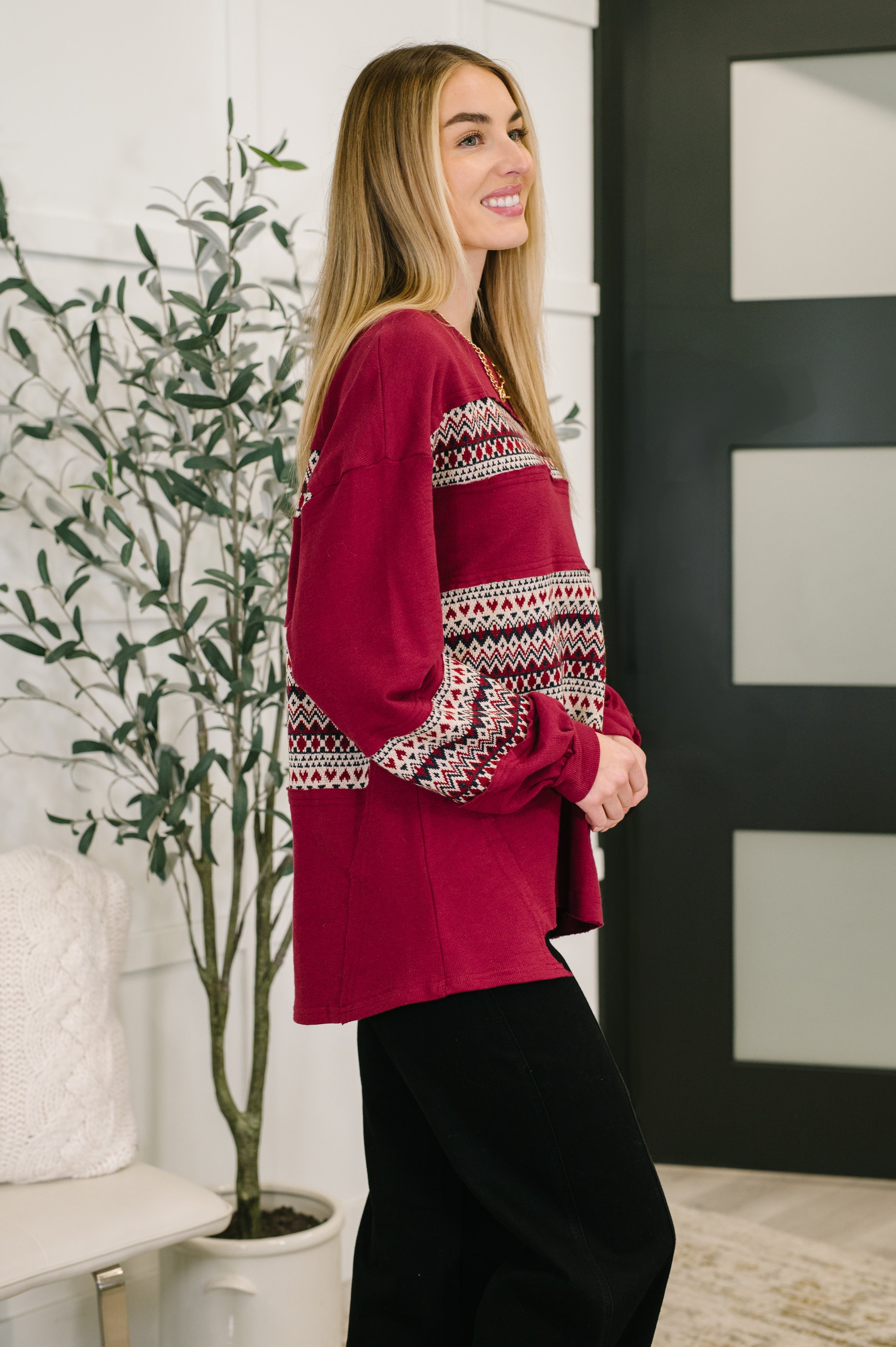 Very J Don't Let Me Miss It Color Block Detail Top Womens