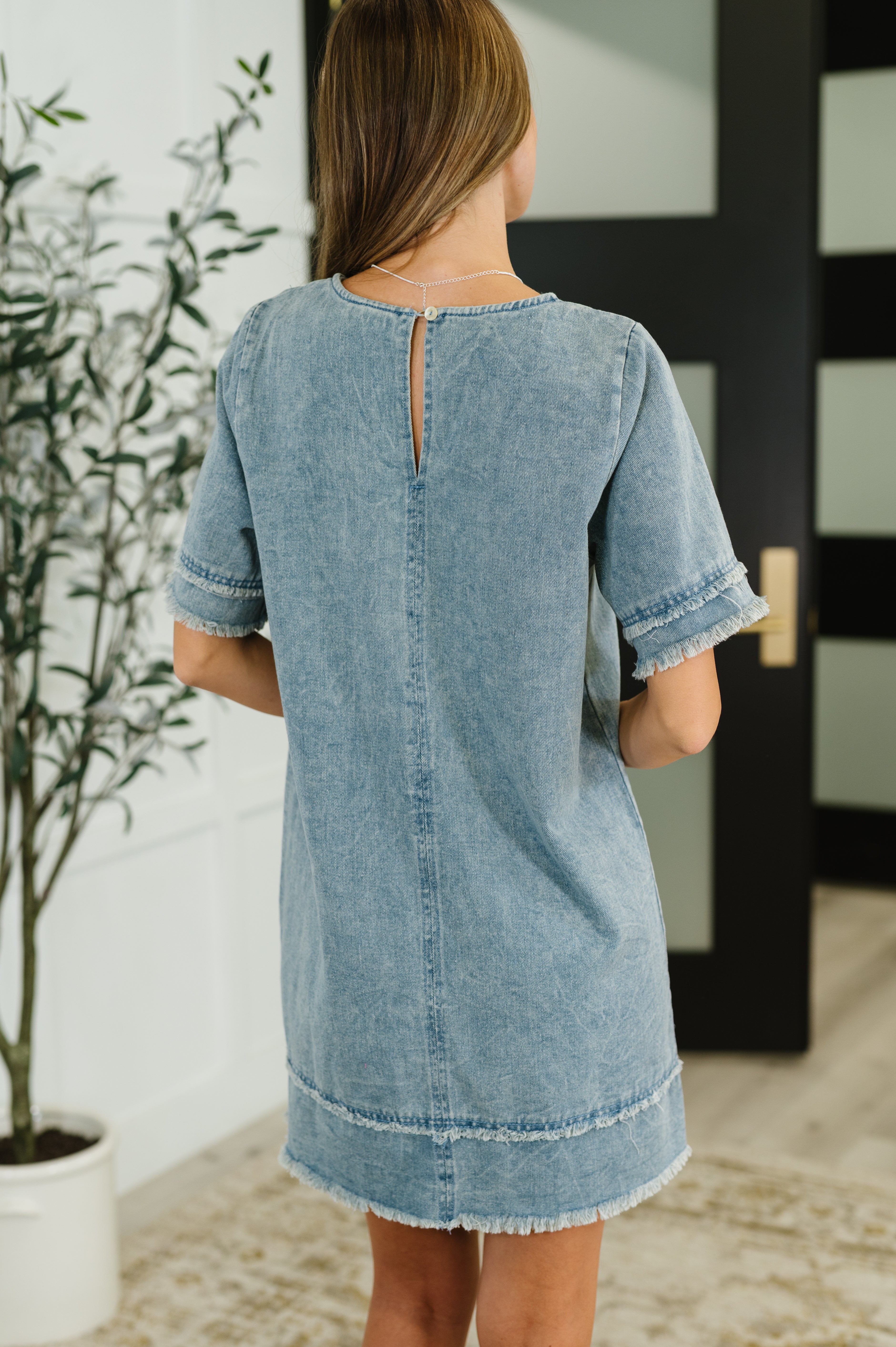 Very J Dressed & Obsessed Chambray T-Shirt Dress in Indigo Womens