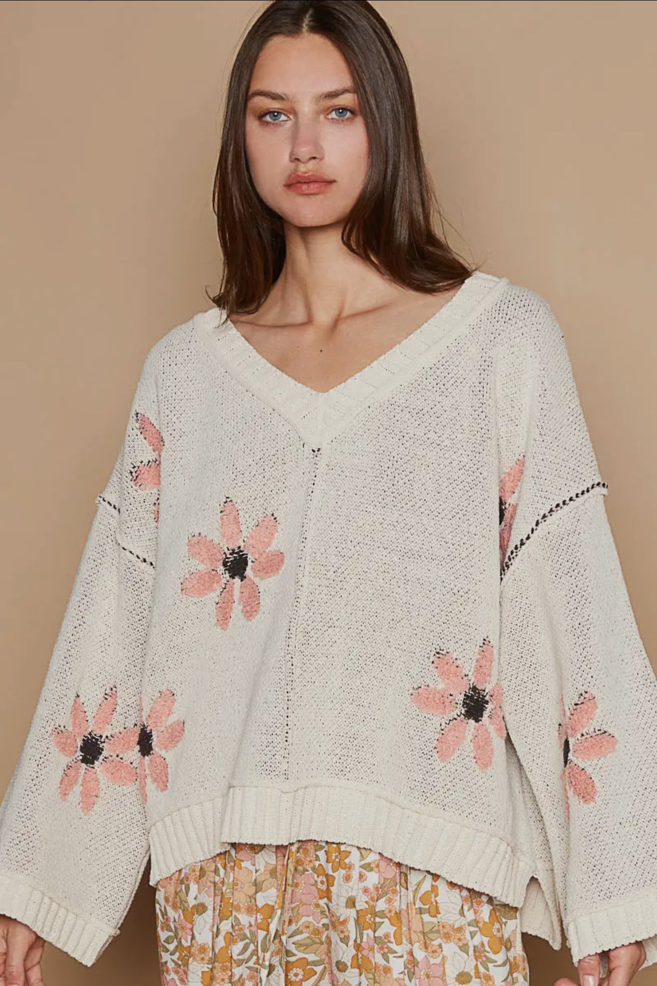 POL Ivory V-Neck Floral Pattern Chenille Sweater Trendsi