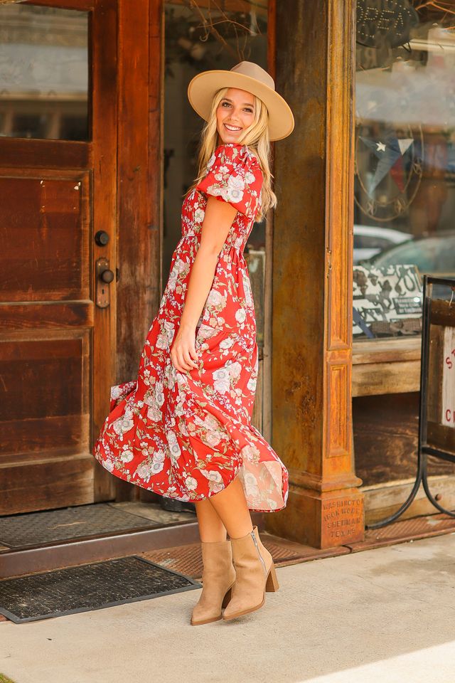 Southern Grace Elizabeth Midi Dress in Rust and Floral Dresses