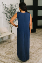 Dear Scarlett Everything She Wants Sleeveless Maxi Dress in Navy Womens