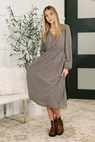 Very J Fairytale Plot Plaid Midi Dress Womens