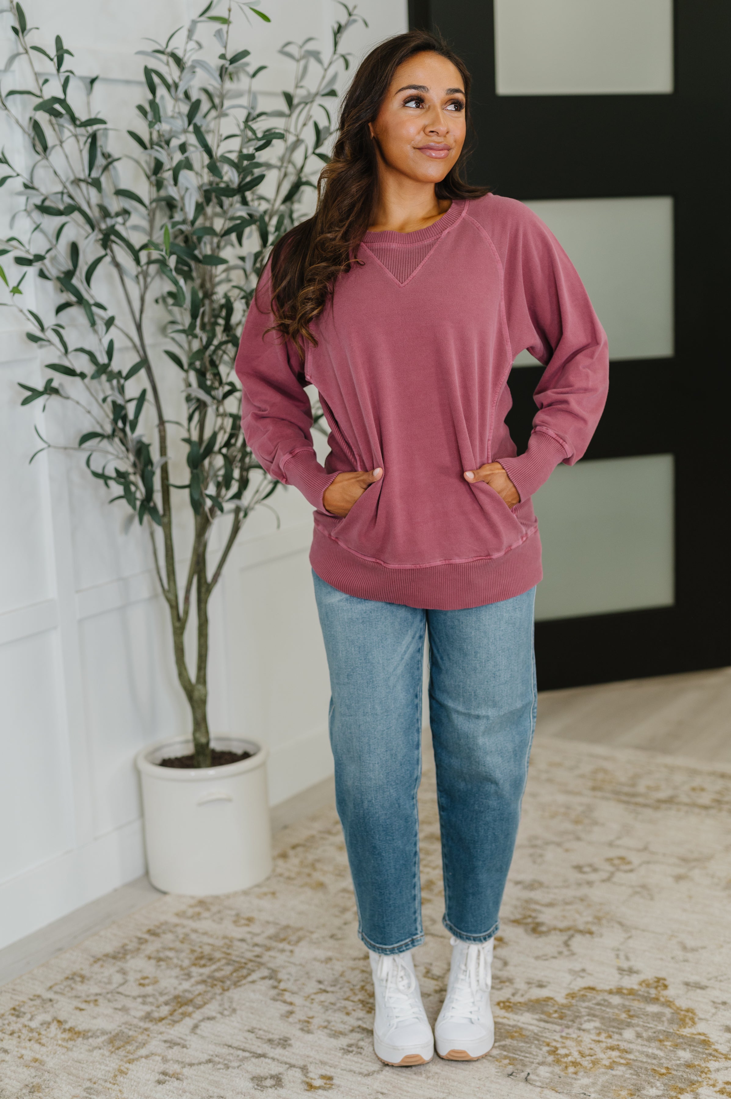 Zenana For the Experience Relaxed Pullover in Cabernet Womens