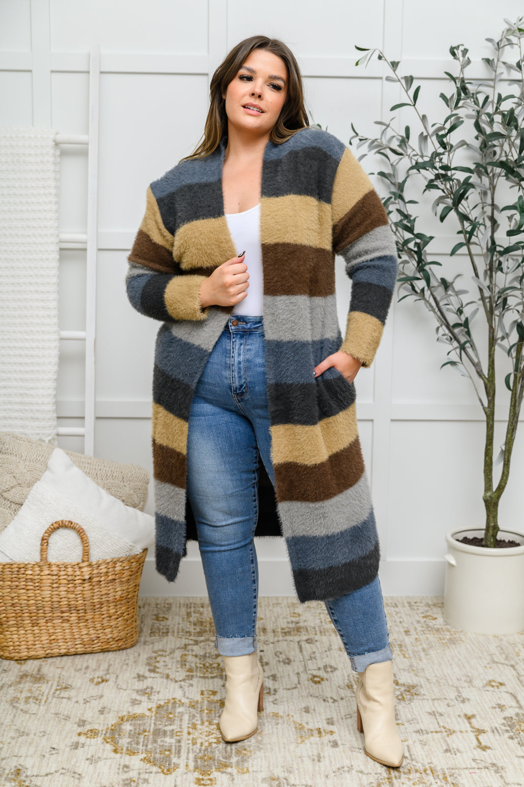 Davi & Dani XS & S Fuzzy Longline Cardigan In Blue & Cocoa Ave Shops