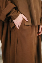 Dear Scarlett Getaway Set in Dark Mocha Womens