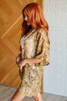 Center & Main Go Anywhere Floral Kimono Layers