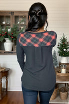 A. Gain Holly Jolly Plaid Pullover BoutiqueSimplified