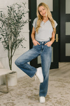 Judy Blue Holly Mid Rise Straight Womens