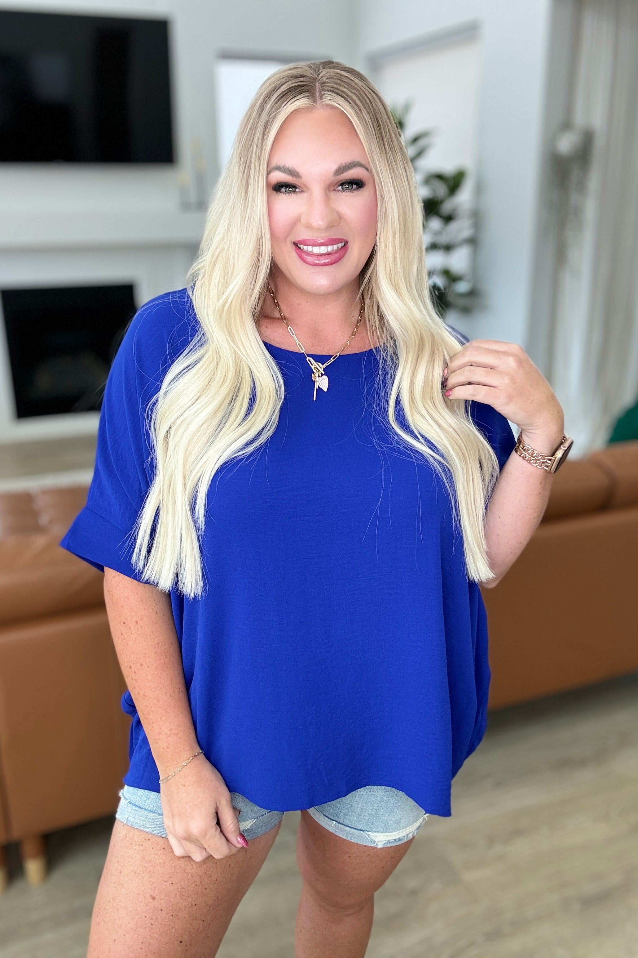 Andree by Unit Feels Like Me Dolman Sleeve Top in Royal Blue Ave Shops