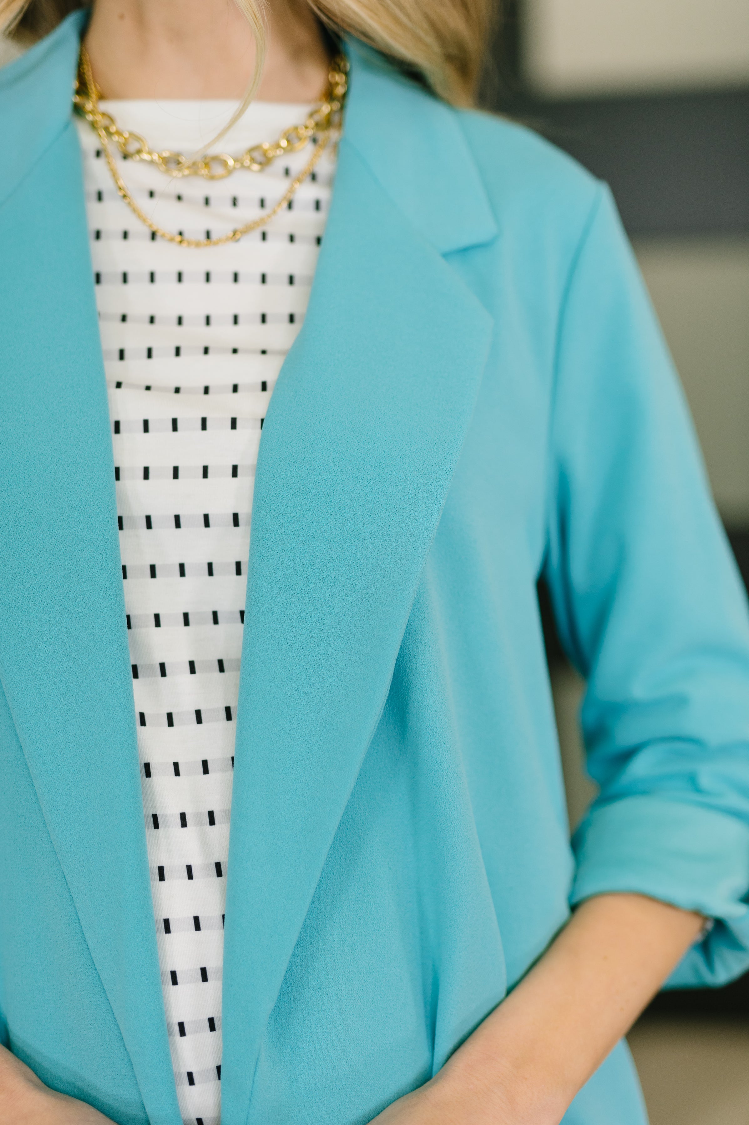 Andree by Unit I'm Really That Gal Open Front Blazer in Aqua Womens