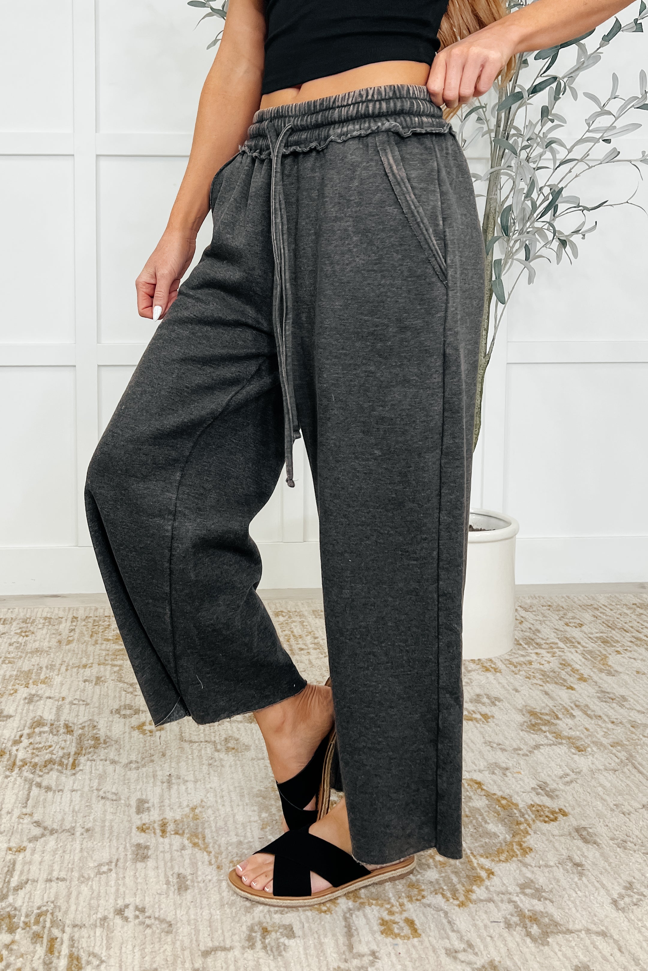 Zenana In or Out Wide Leg Cropped Pants Ash Black Womens