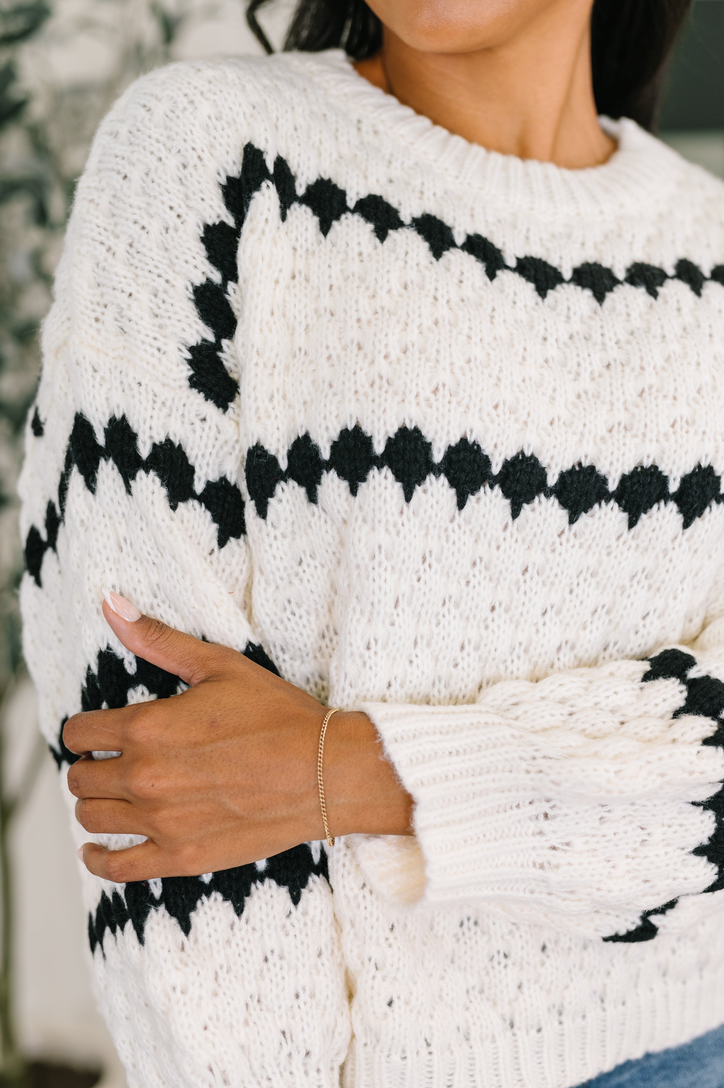 Haptics Ivy Lane Textured Sweater in White and Black Womens