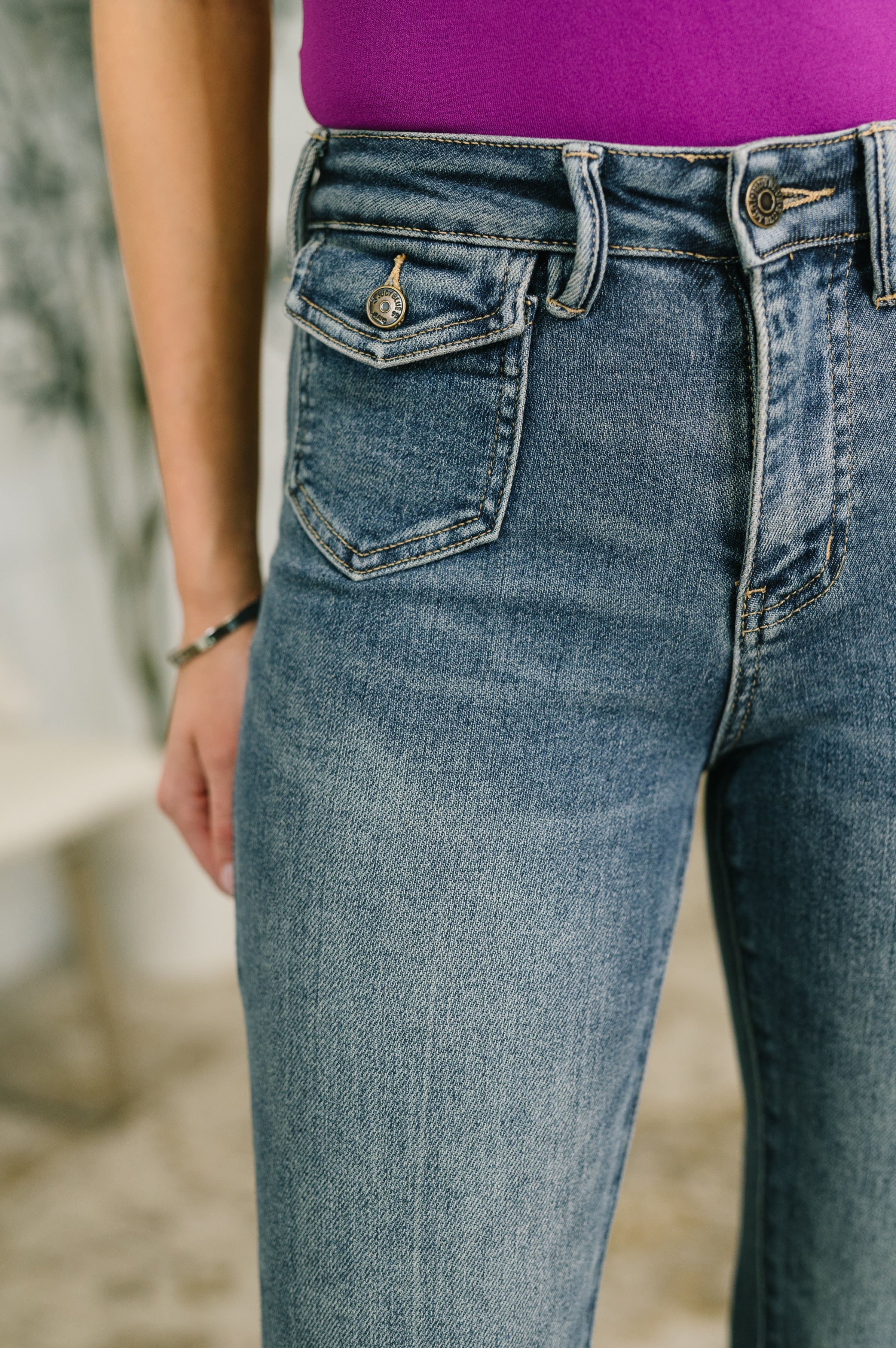 Judy Blue Jackie Mid Rise Flare Jean with Front Flap Pockets Womens