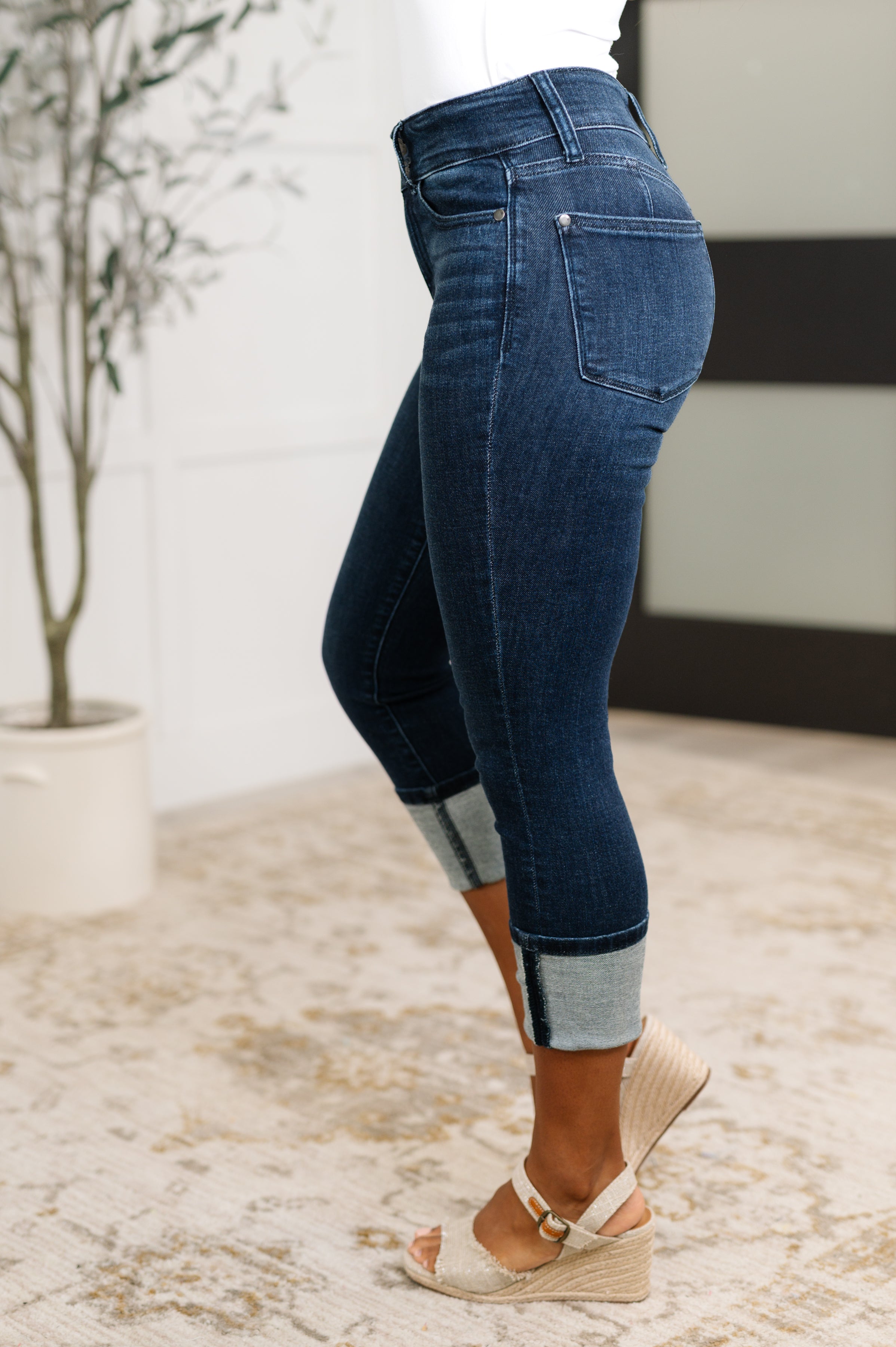 Judy Blue Karen High Rise Double Waist Band Capri Jeans Womens