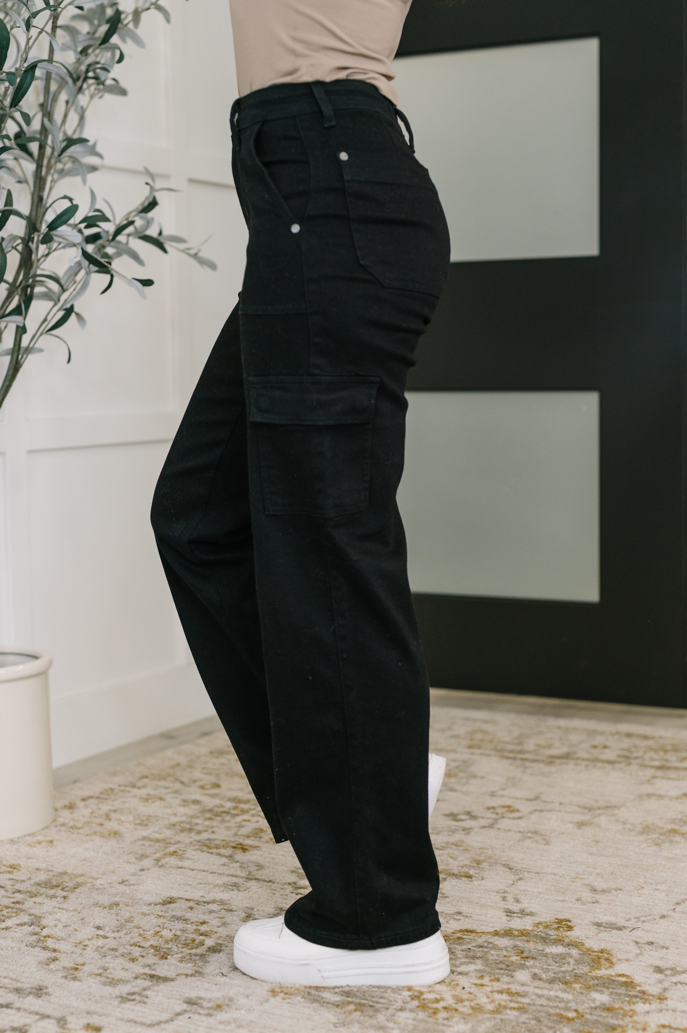 Judy Blue Keira High Waist Cargo Wide in Black Womens
