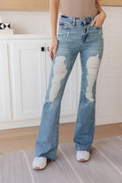 Judy Blue Kiana High Rise Heavy Destroy Flare Jeans 24W Jeans