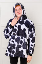 Kids Oversized Hoodie Blanket in Cow Sweatshirts & Hoodies