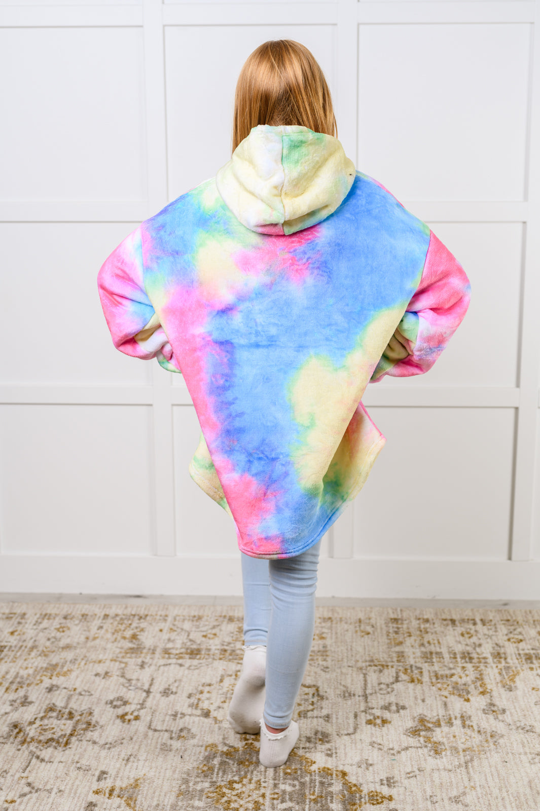 Kids Oversized Hoodie Blanket in Rainbow Sweatshirts & Hoodies