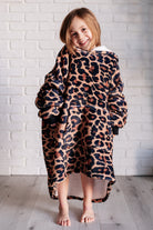 Kids Oversized Hoodie Blanket in Leopard Sweatshirts & Hoodies