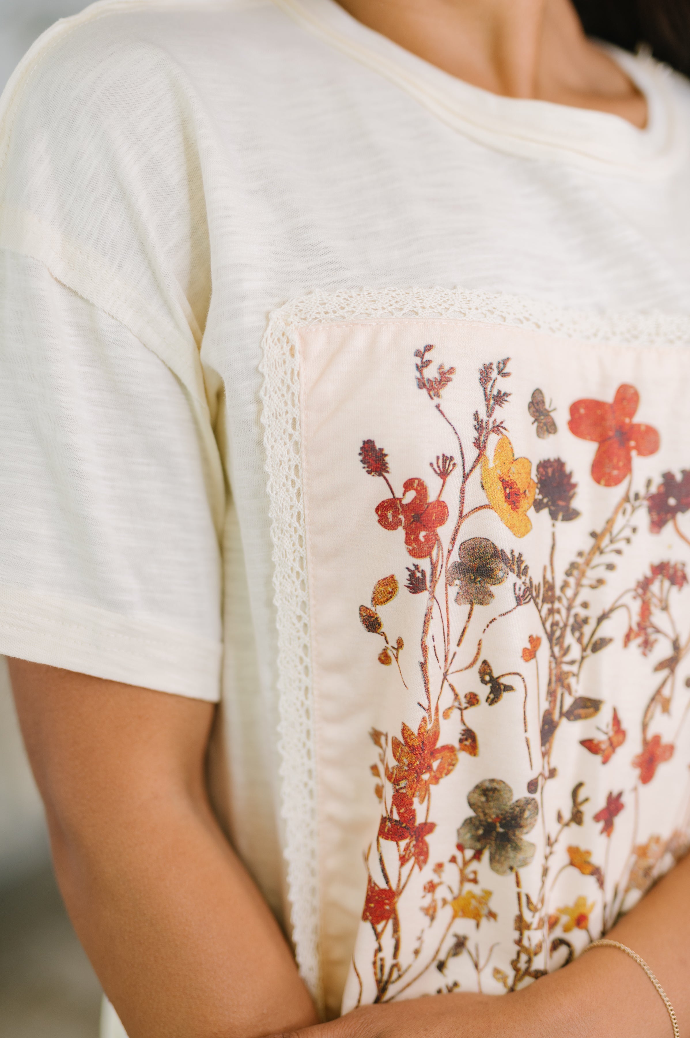 Haptics Knee Deep in Flowers We Applique Top Womens