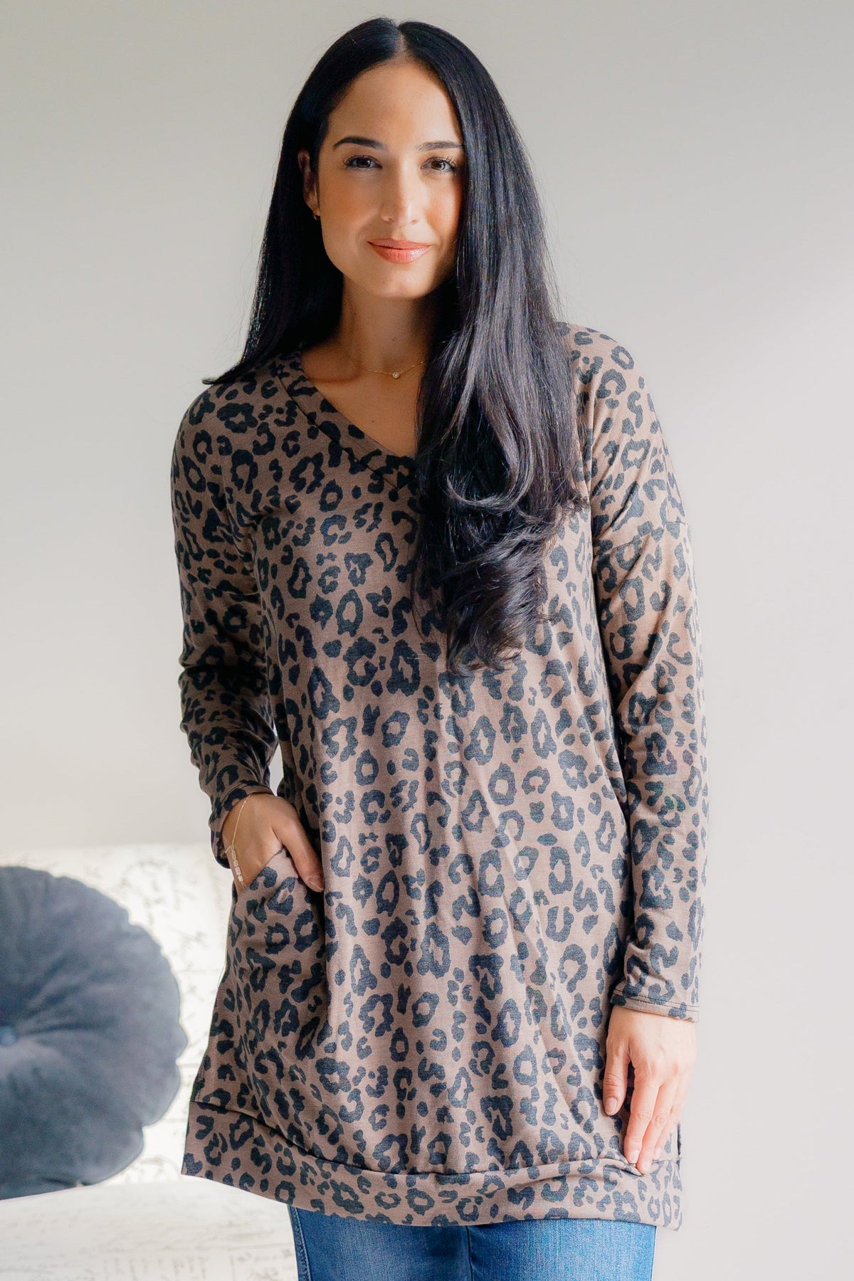 Sweet Lovely Leopard Lure V-Neck Tunic