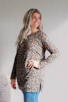 Sweet Lovely Leopard Lure V-Neck Tunic