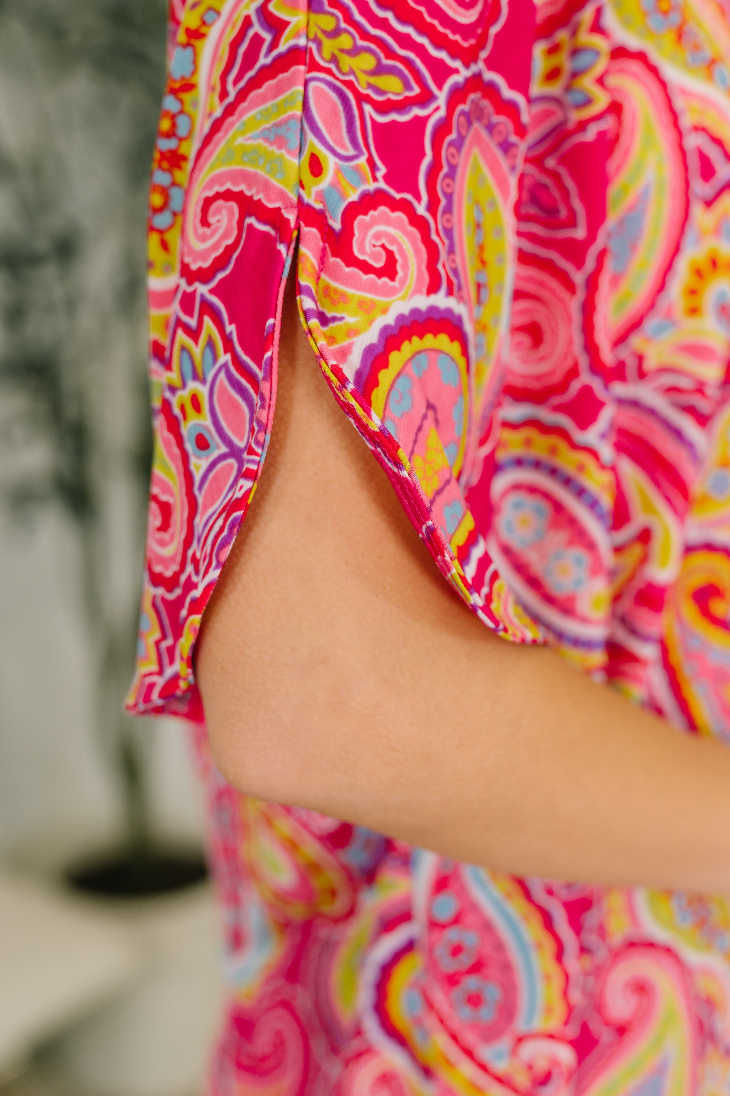 Dear Scarlett Lizzy Breeze Top in Hot Pink Paisley Womens