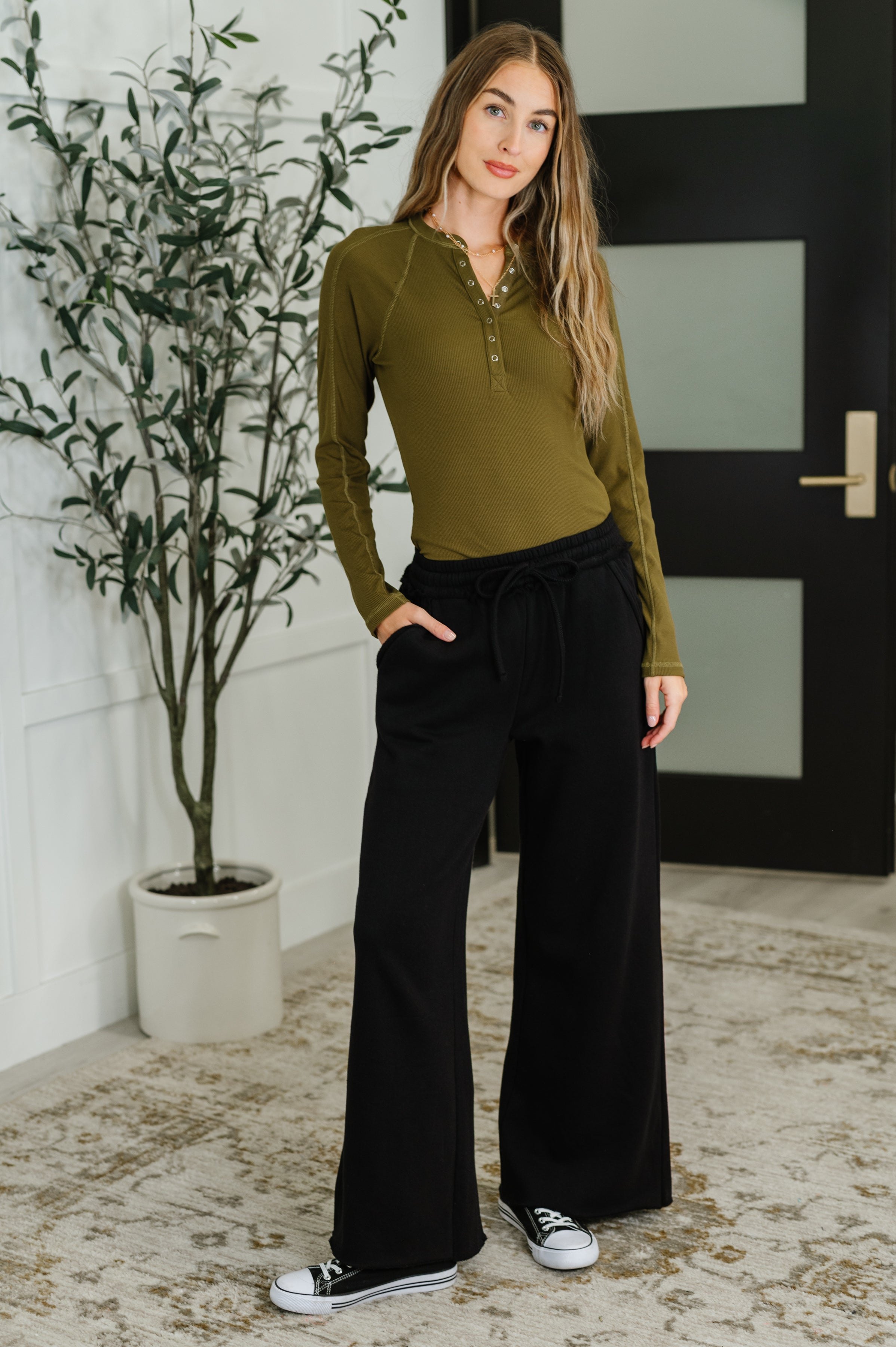 Zenana Lounge Line Wide Leg Sweats in Black Womens