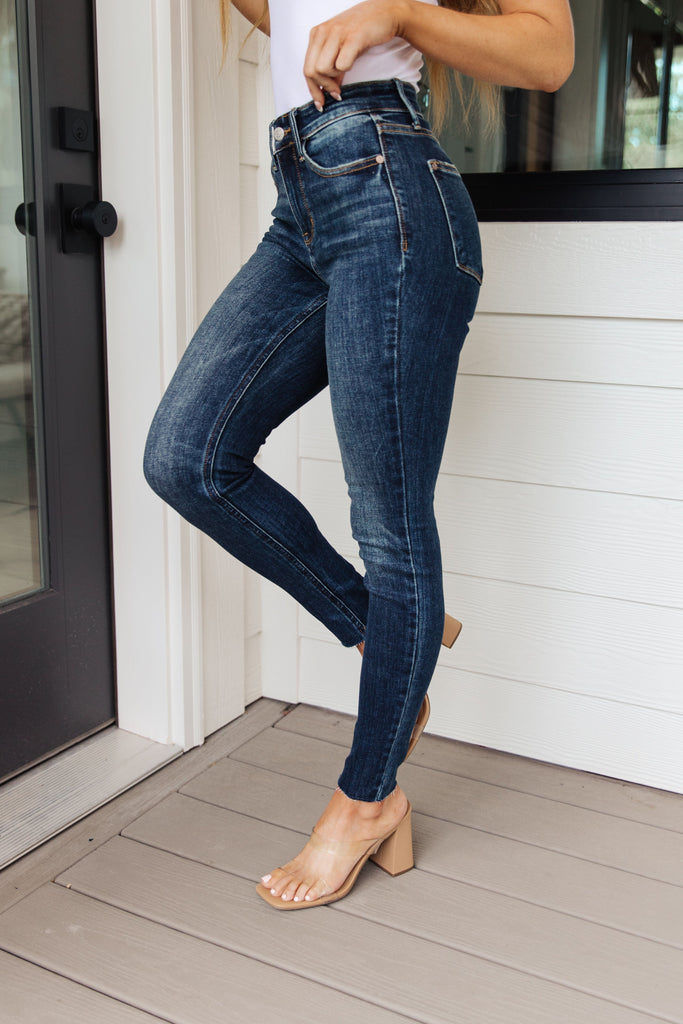 Judy Blue Lydia Mid Rise Vintage Raw Hem Skinny Jeans JBPF23