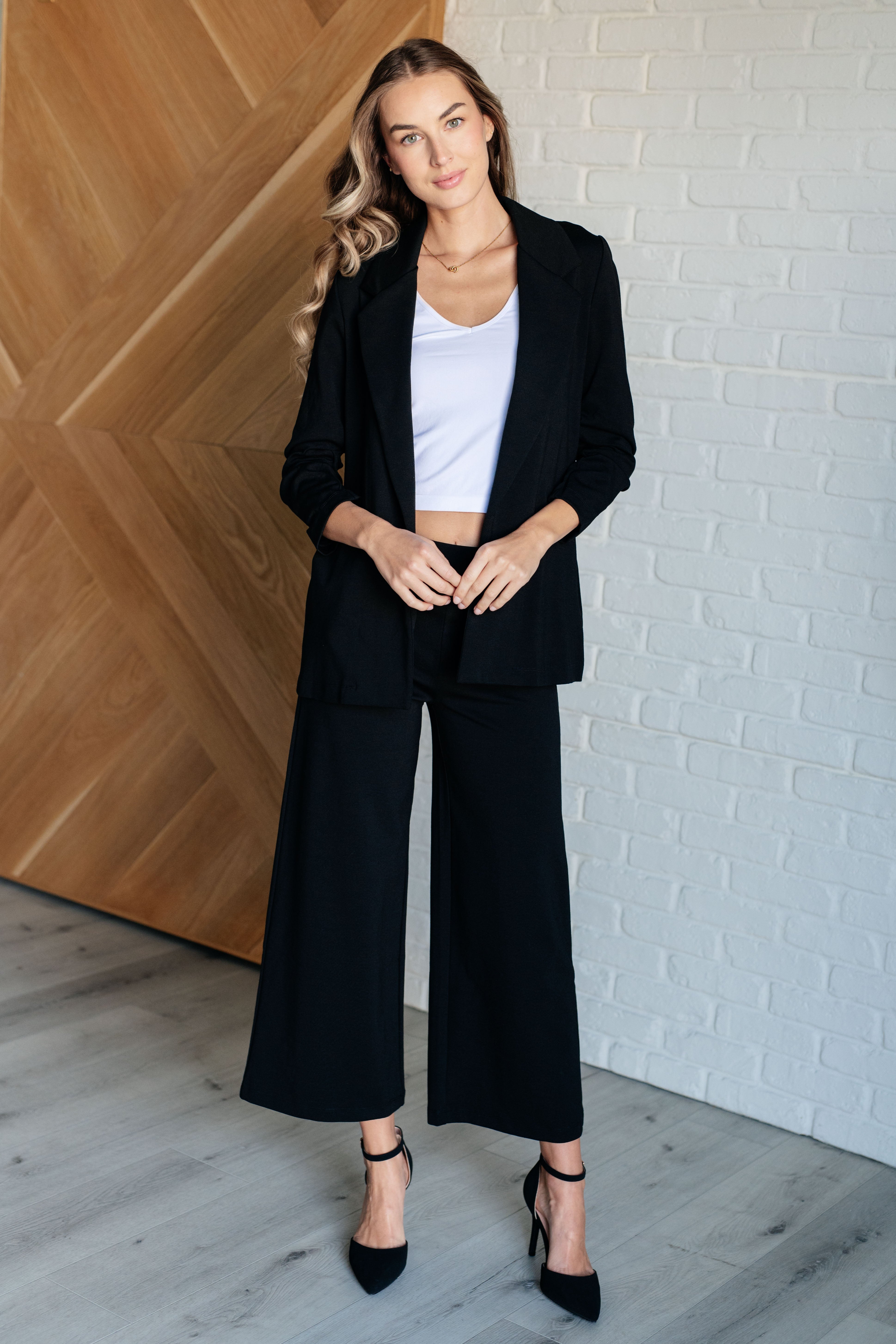 Dear Scarlett Magic Wide Leg Crop Pants in Black 3XL Ave Shops