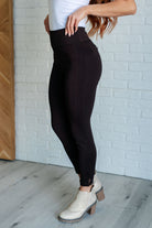 Dear Scarlett Magic Ankle Crop Skinny Pants in Chocolate Pants