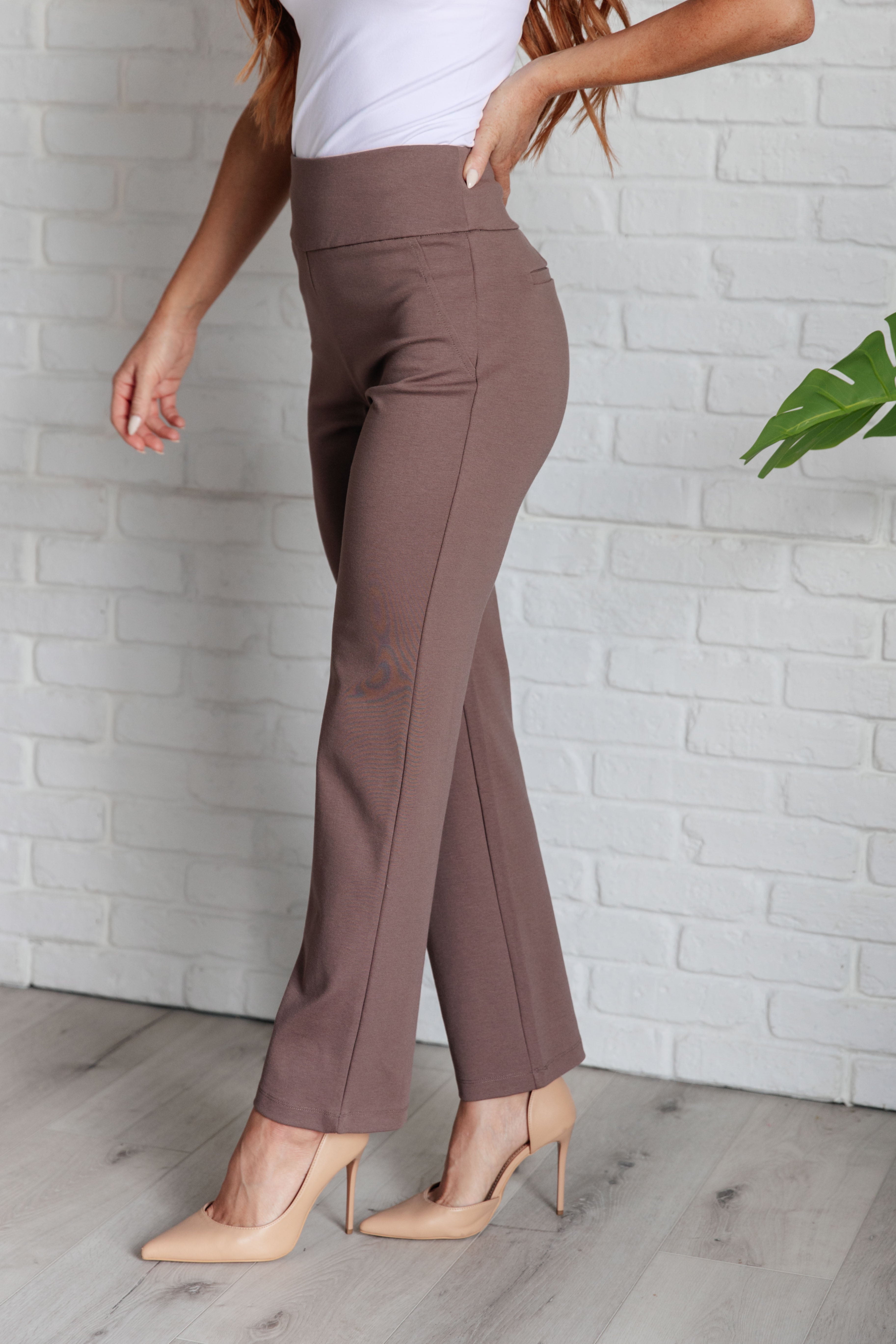 Dear Scarlett Magic Straight Pants in Dark Mocha Ave Shops