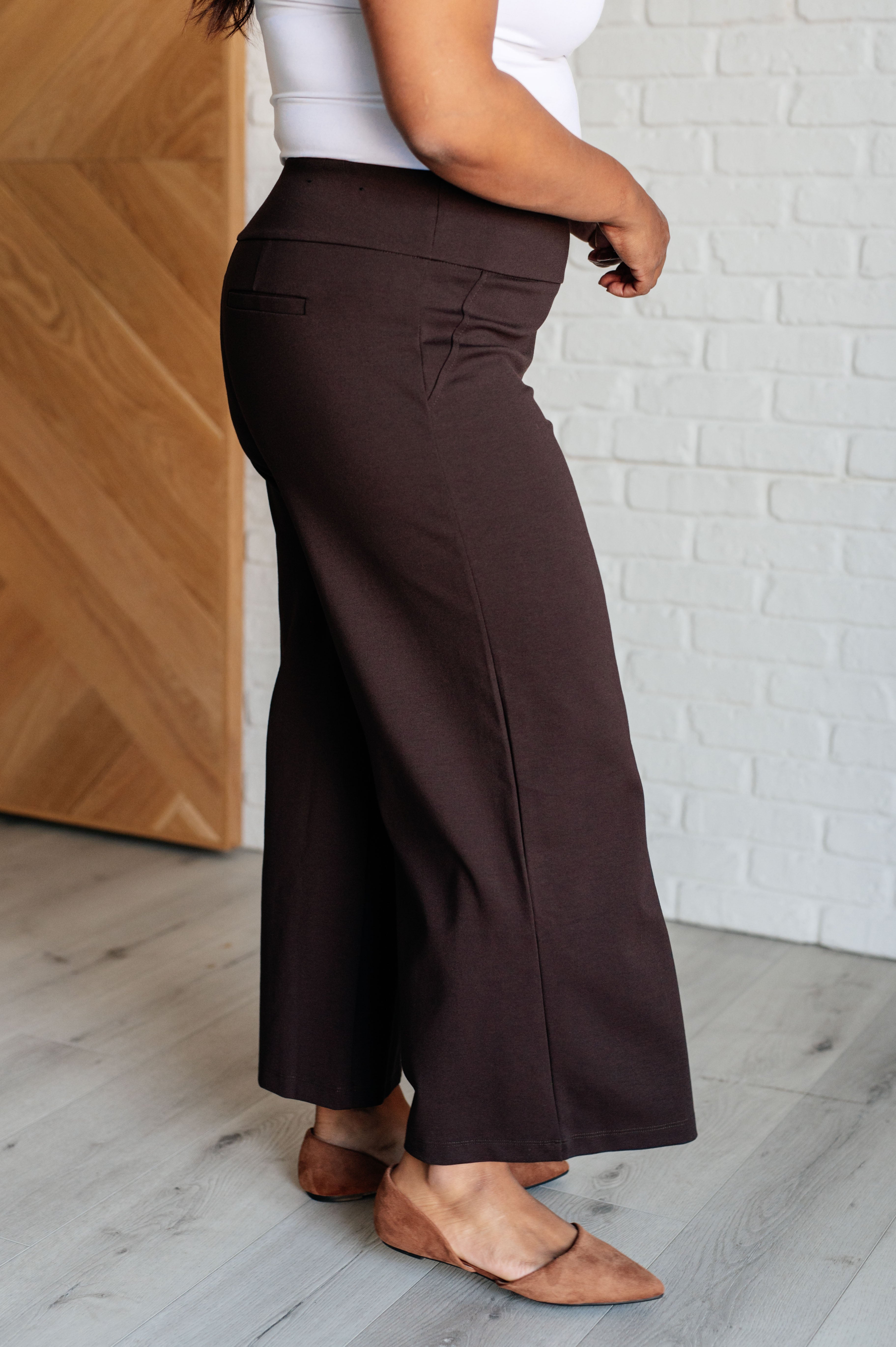 Dear Scarlett Magic Wide Leg Crop Pants in Chocolate Ave Shops