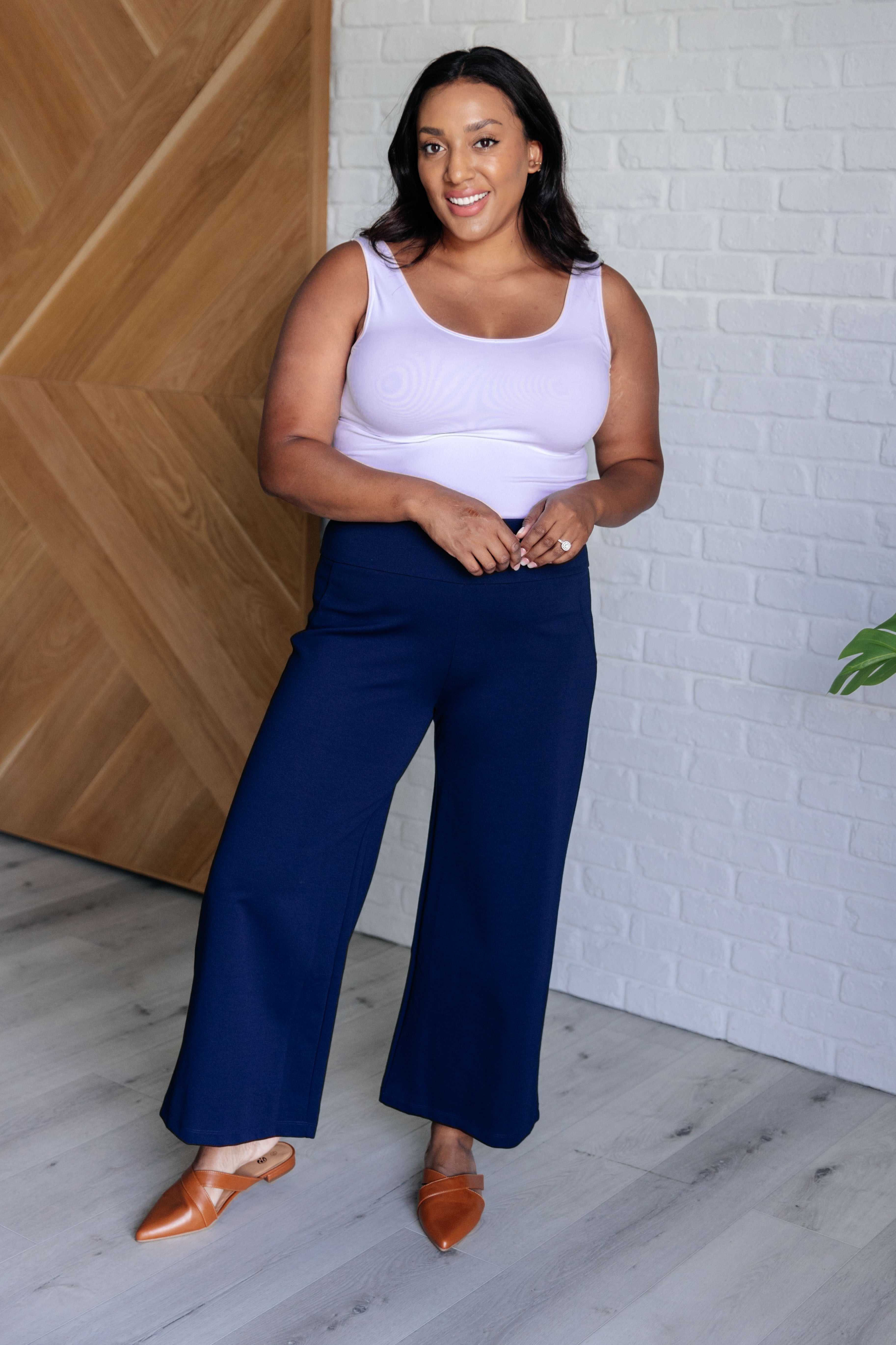 Dear Scarlett Magic Wide Leg Crop Pants in Navy Ave Shops