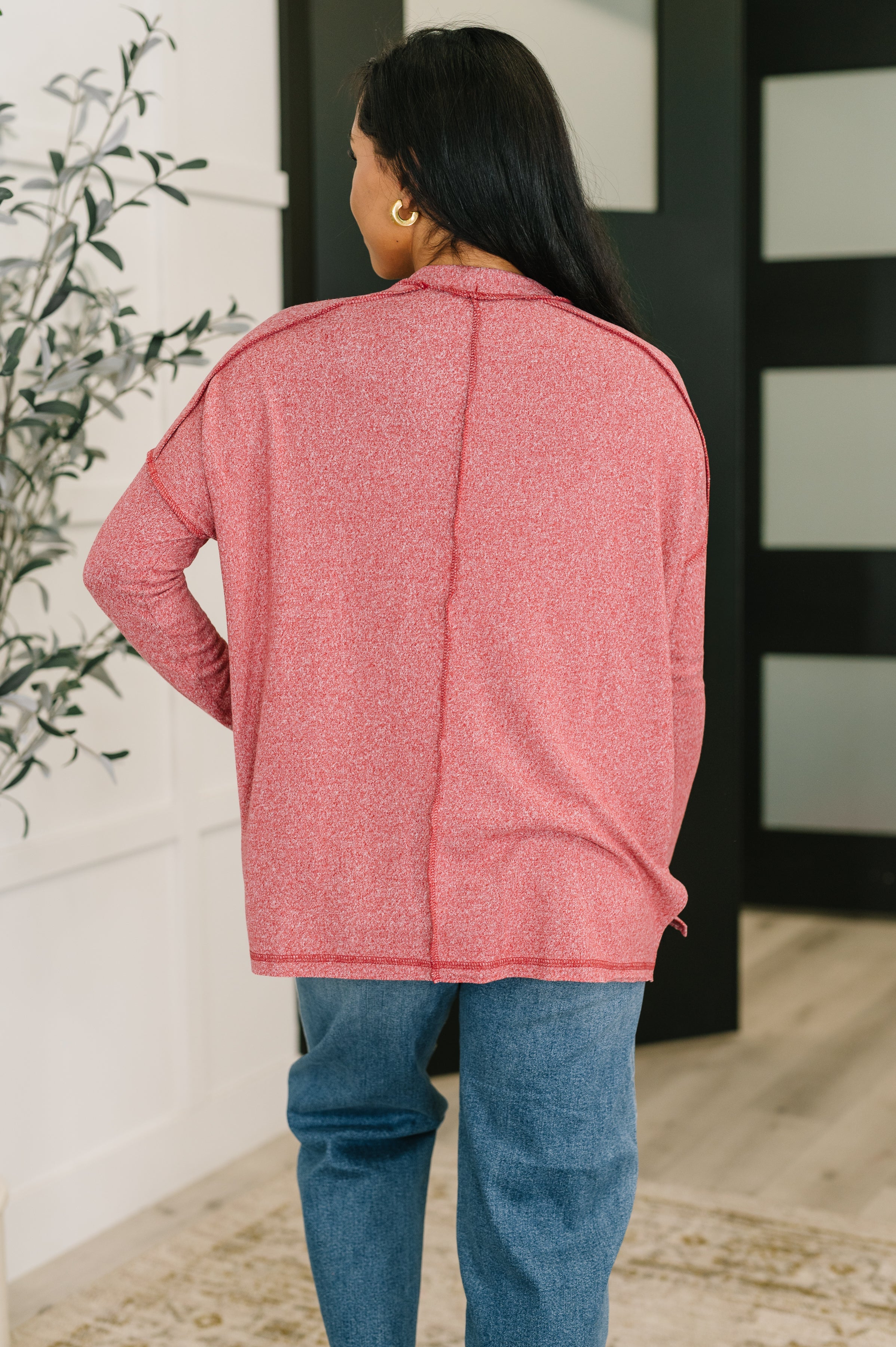 Mellow Mood Heathered Pullover in Dark Red Womens