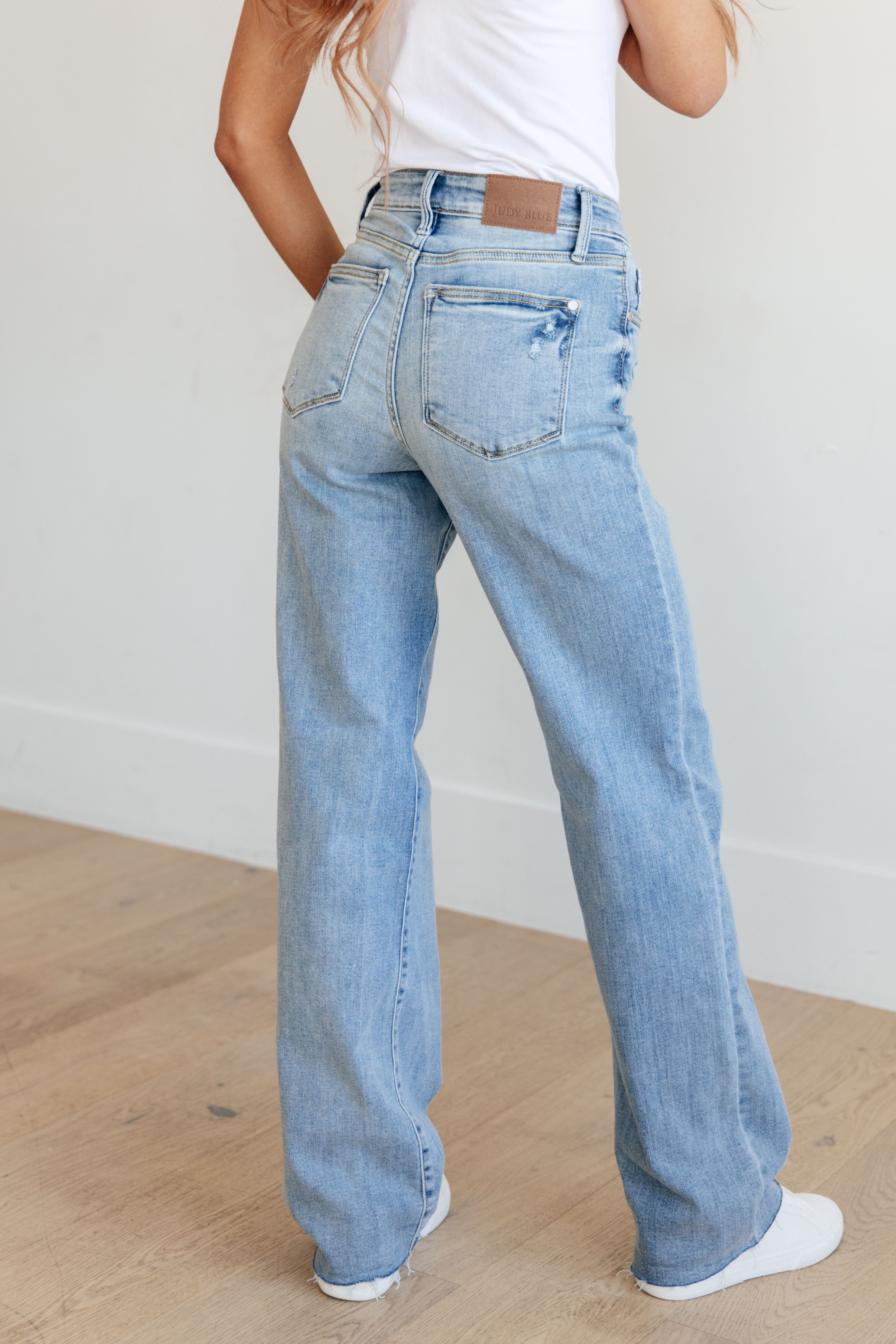 Judy Blue Mildred High Rise V Front Waistband Straight Jeans Ave Shops 4-18-2024