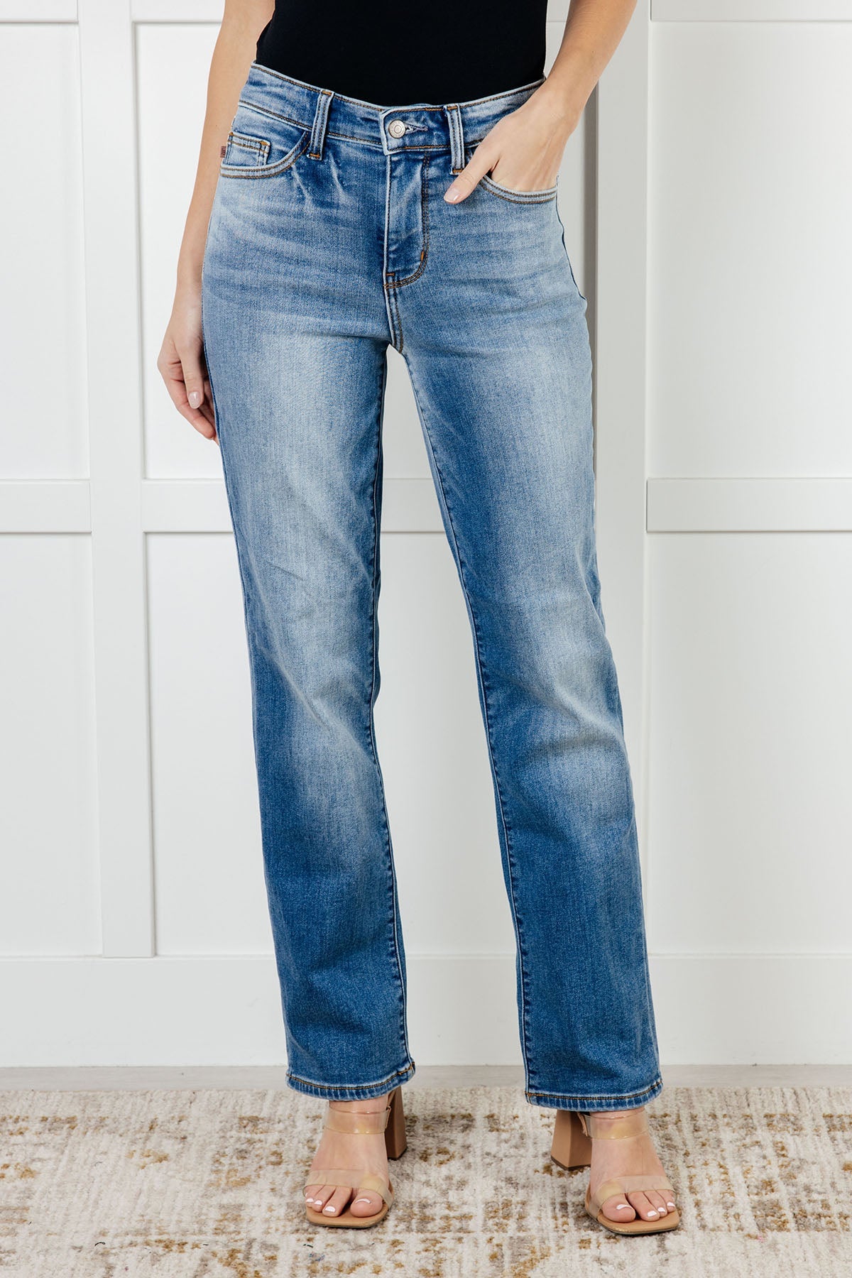 Judy Blue Nivea Vintage Wash Thermal Straight Jeans Jeans