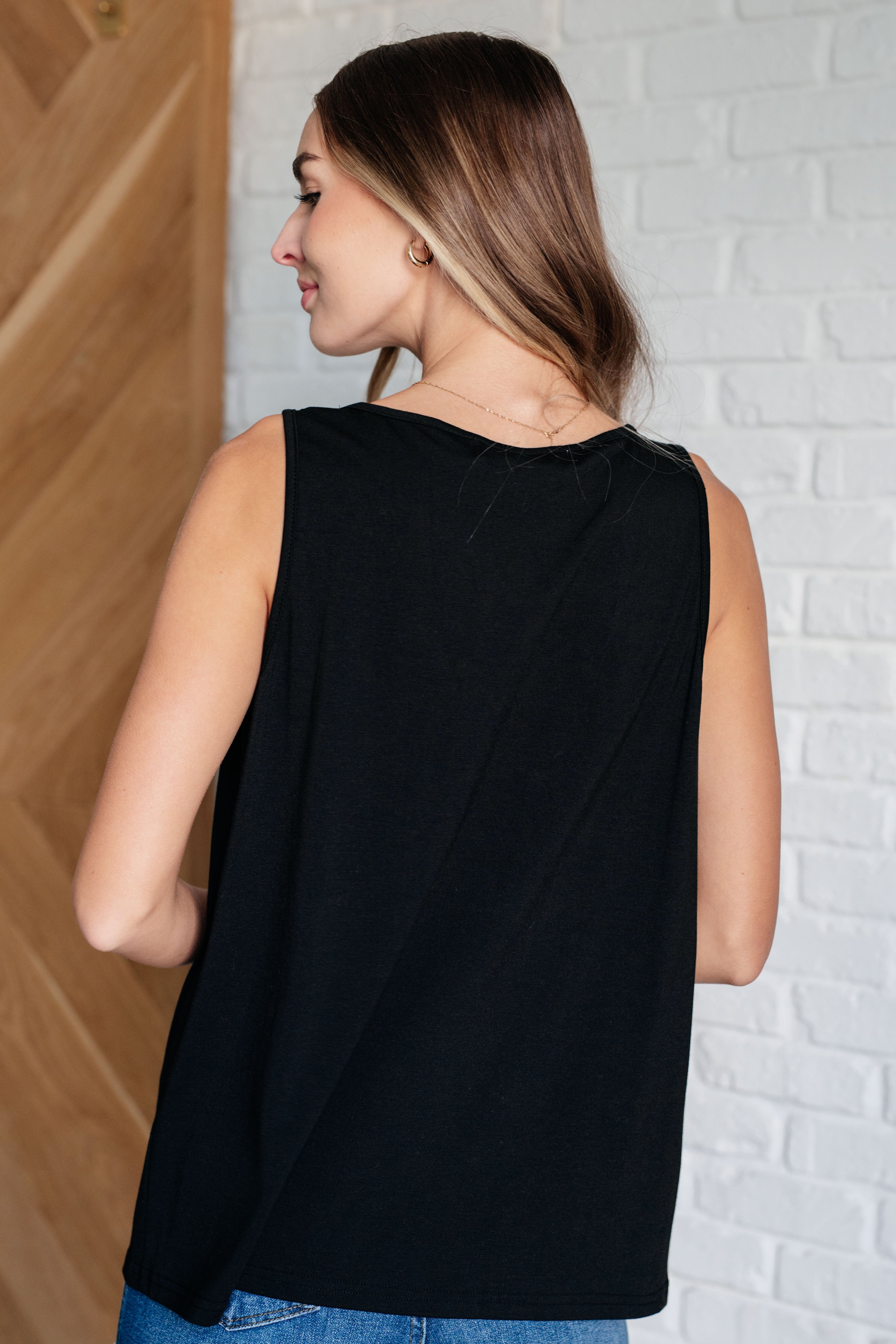 One Eleven North Not So Anxious V-Neck Tank in Black Shirts & Tops