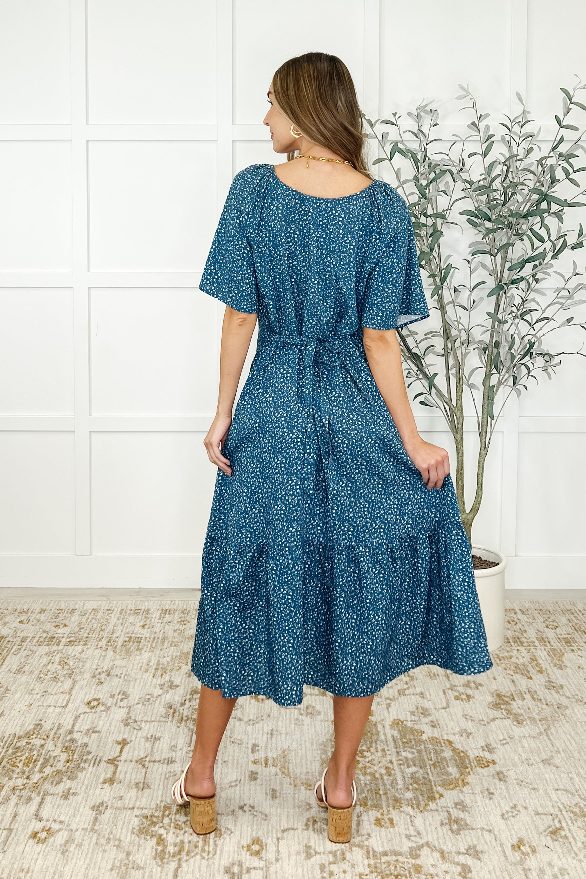 Honey Mark Olive Dress in Blue Vineyard Womens