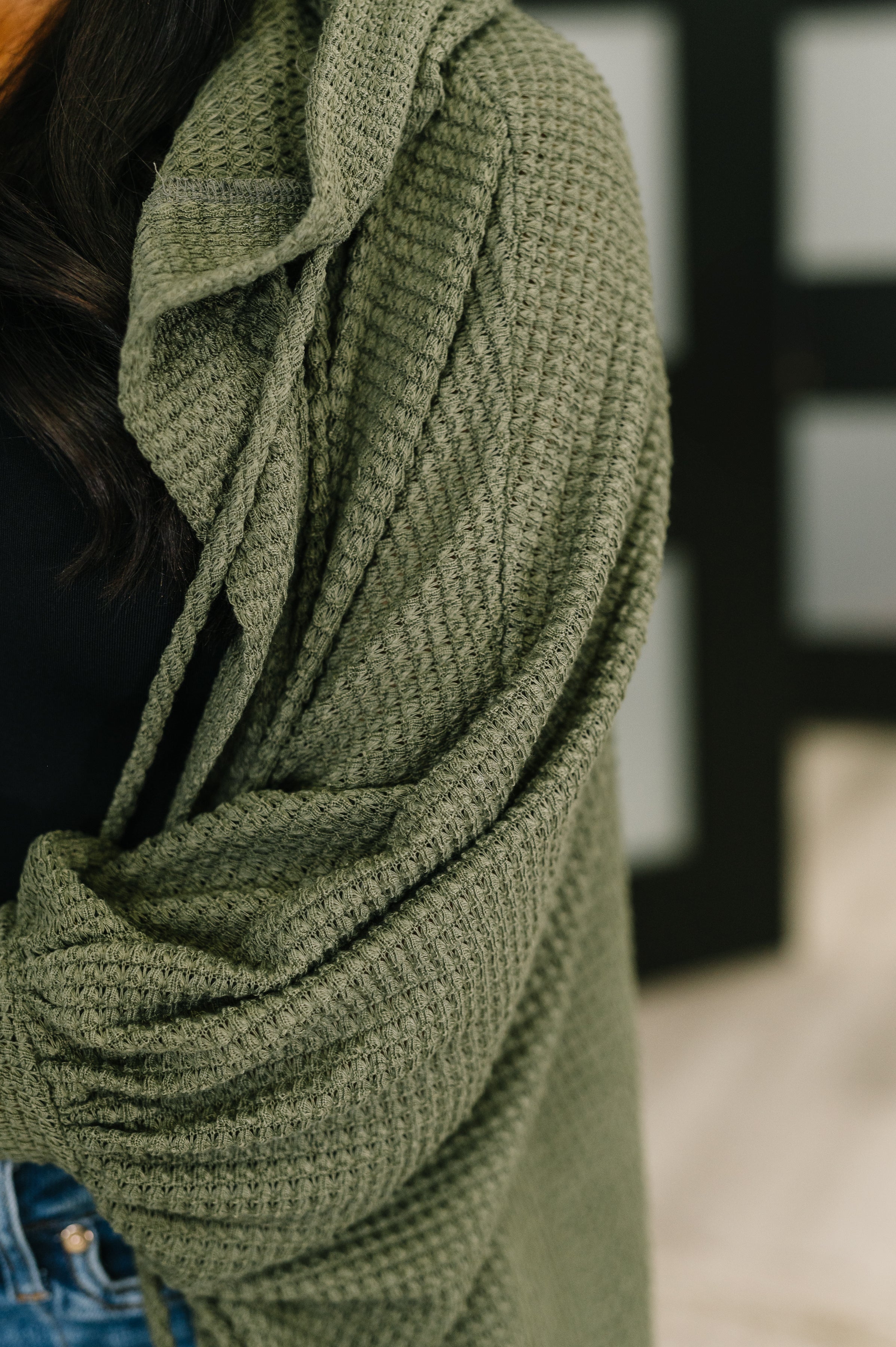 Dear Scarlett Pamper Travel Hooded Cardigan in Olive Womens
