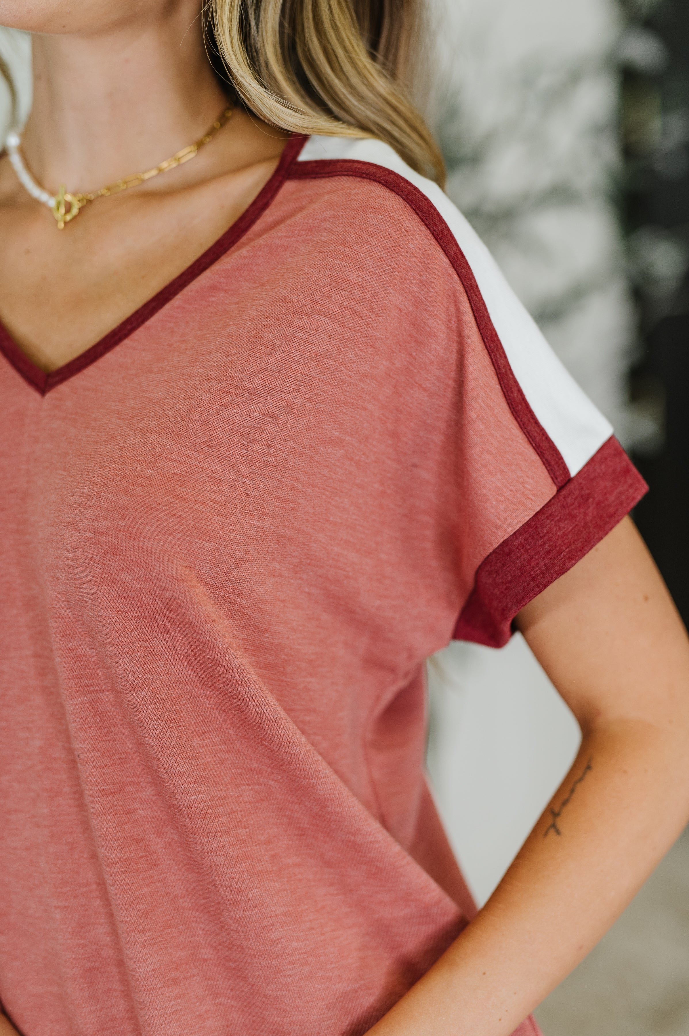 Staccato Sew Into You V-Neck Top in Light Rust Womens