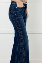 Judy Blue Shannon Mid Rise Rhinestone Detail Flare Jeans 24W Jeans