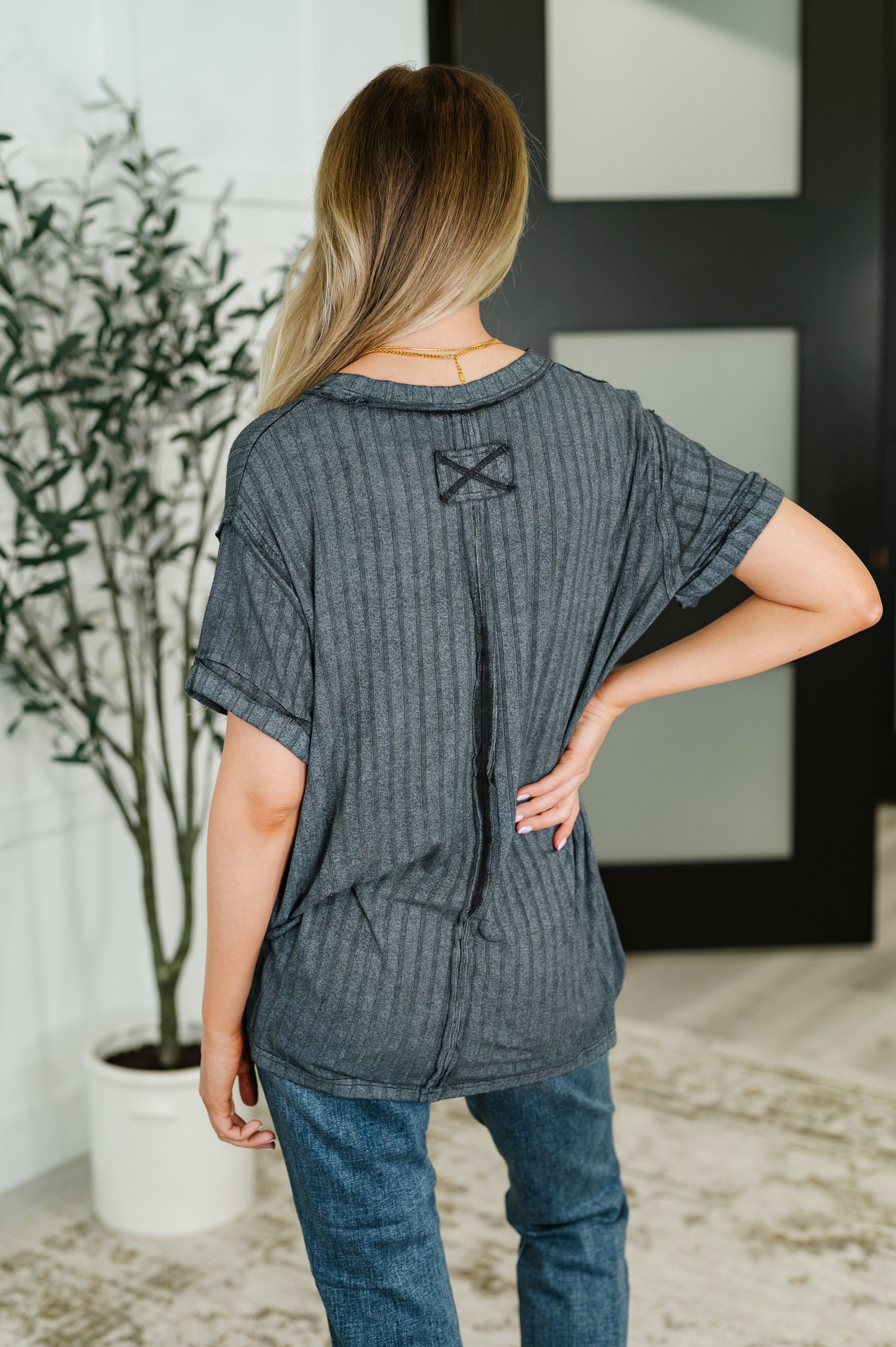 Zenana Sunday's Bestie Mineral Wash Top in Ash Black Womens