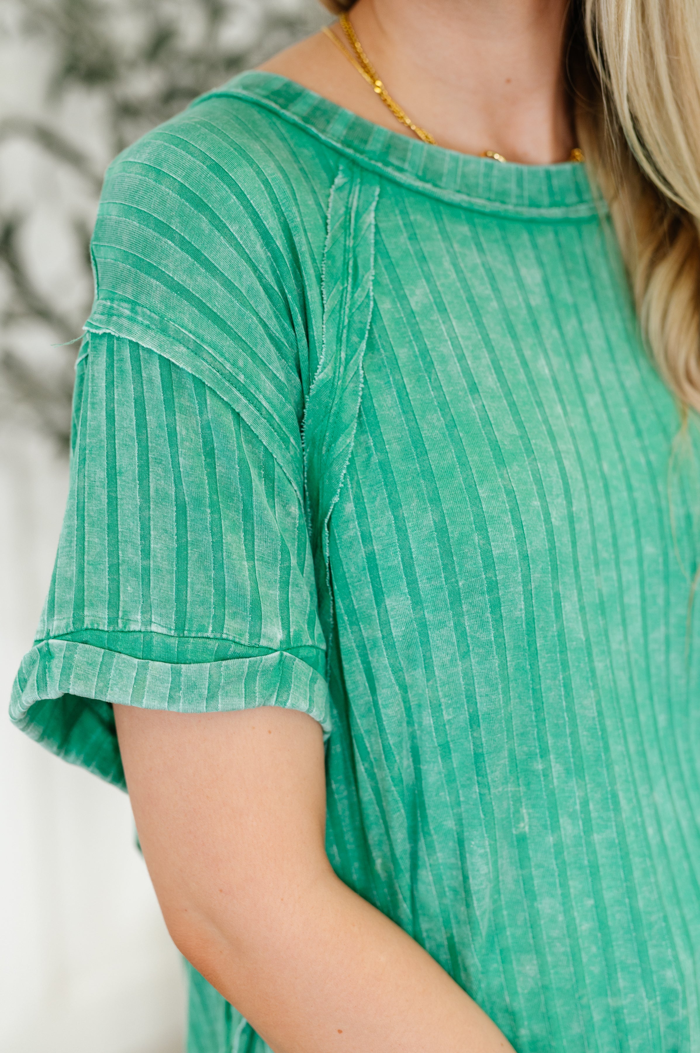 Zenana Sunday's Bestie Mineral Wash Top in Kelly Green Womens