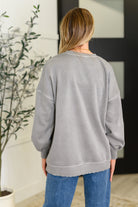 Zenana Talk Cozy to Me Stepped Hem Pullover in Sleet Womens