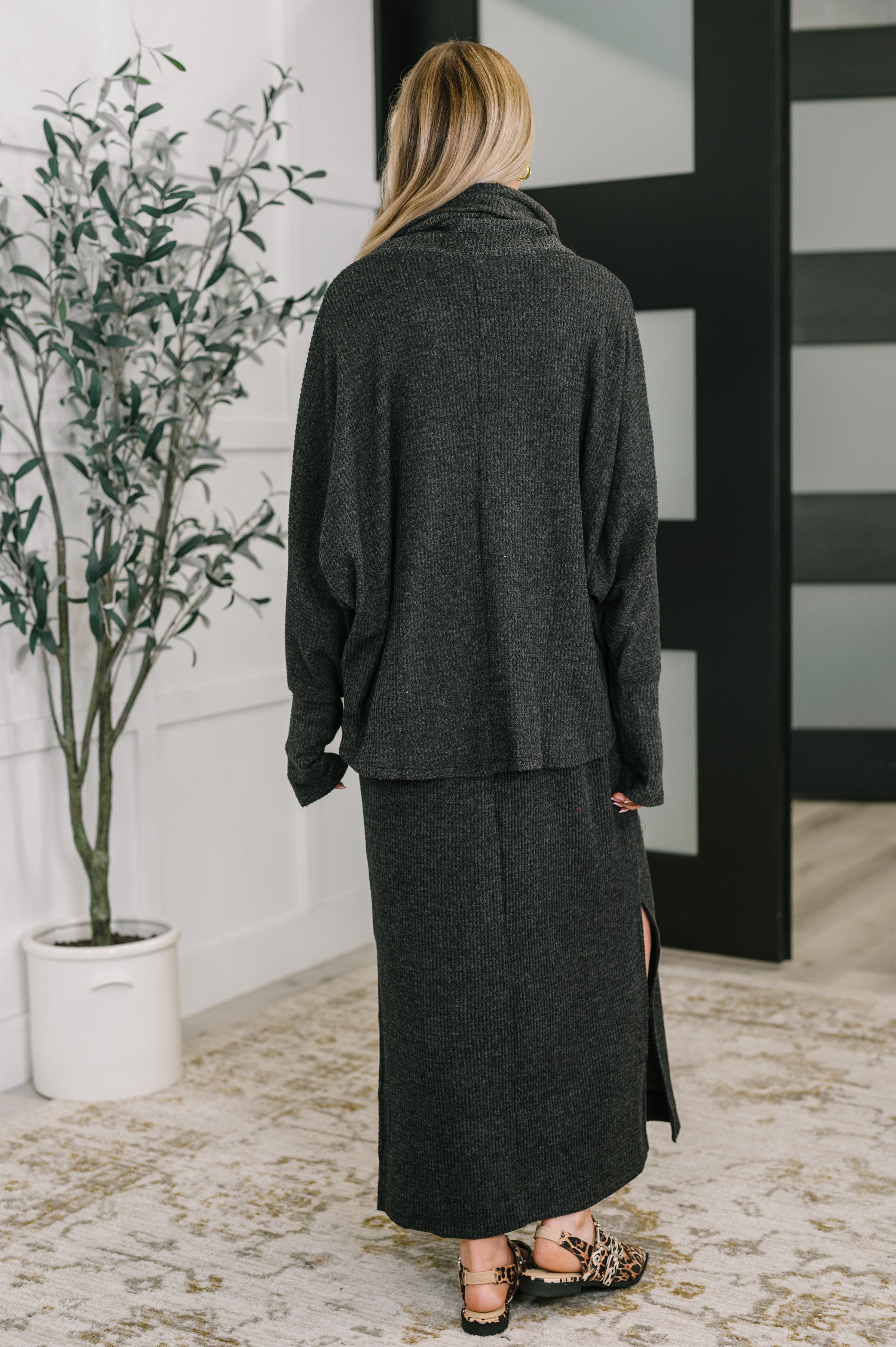 Dear Scarlett The Wander Lust Set in Black Womens