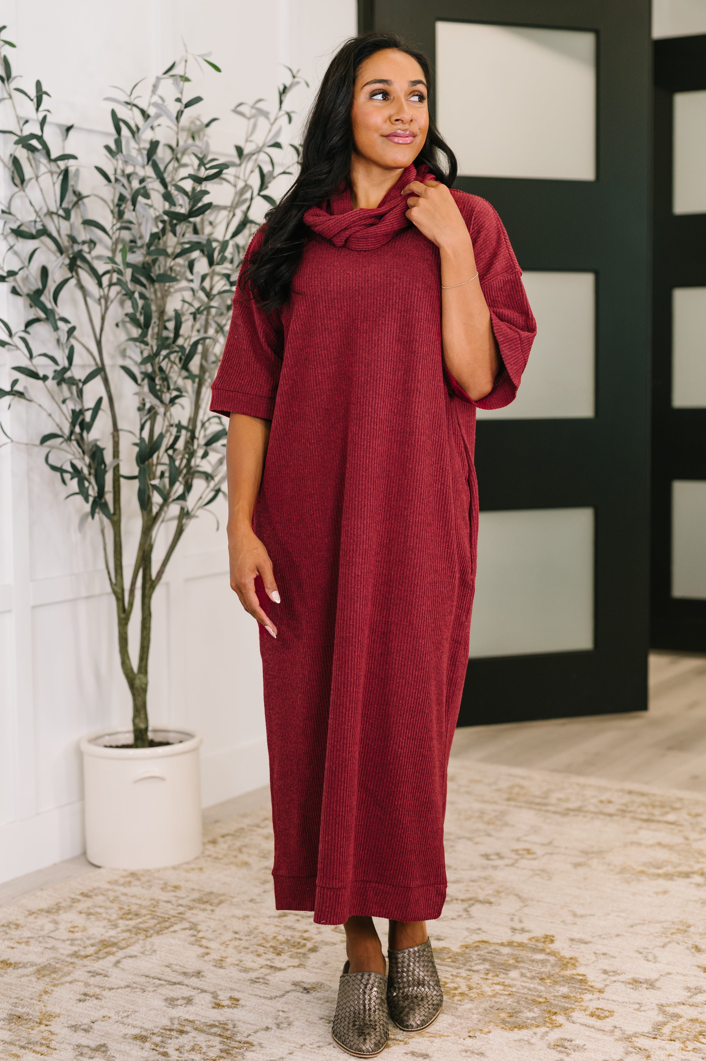 Dear Scarlett Travel Envy Ribbed Knit Dress in Wine Womens