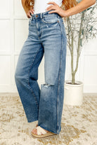 Judy Blue Tucker High Rise Vintage Wash Wide Leg Jeans Womens